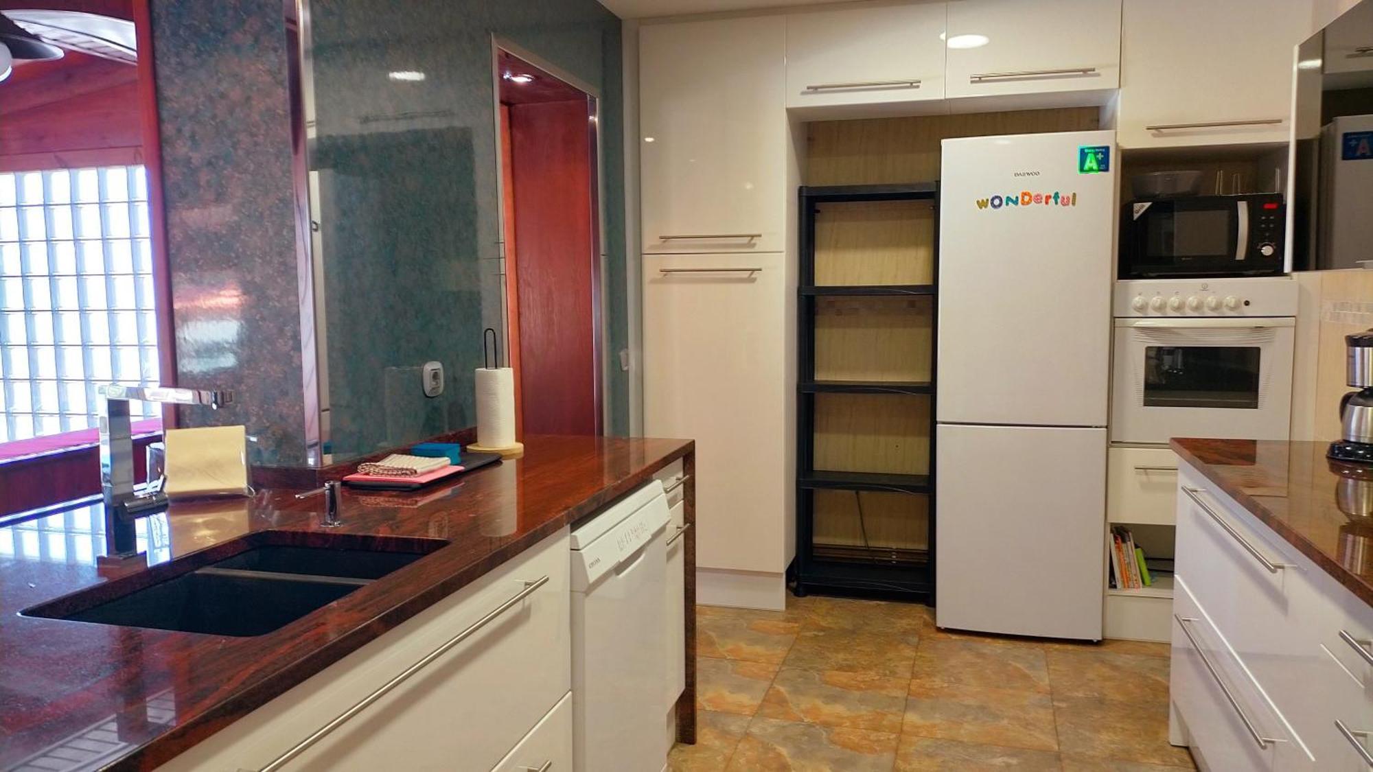 Villa Du Lac Speciale Pour Famille Avec Enfant Riudecanyes Exteriör bild