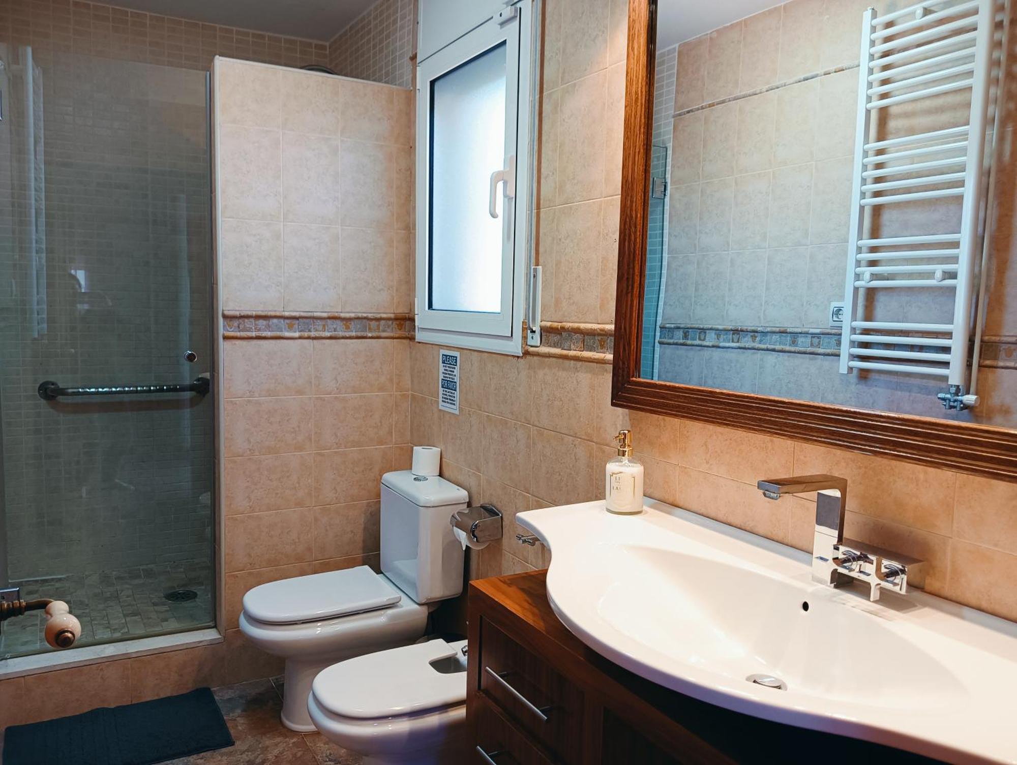 Villa Du Lac Speciale Pour Famille Avec Enfant Riudecanyes Exteriör bild