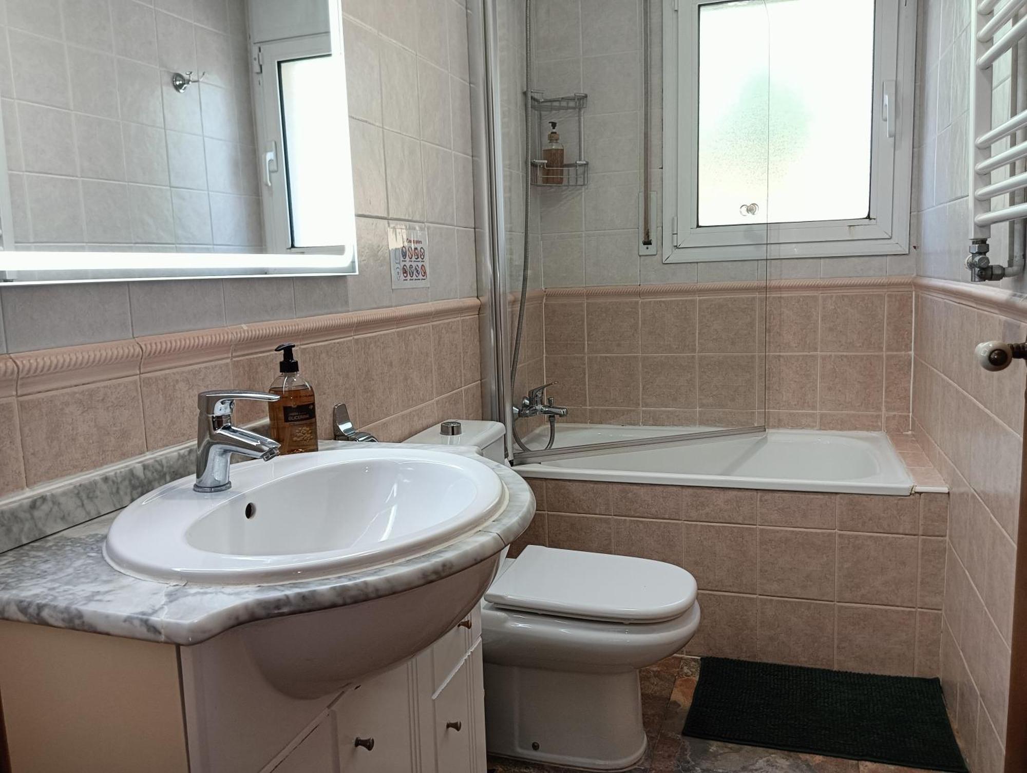 Villa Du Lac Speciale Pour Famille Avec Enfant Riudecanyes Exteriör bild