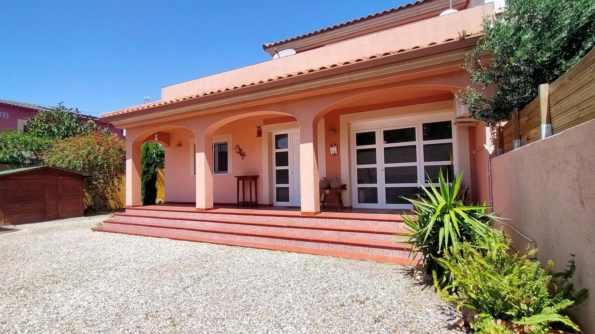 Villa Du Lac Speciale Pour Famille Avec Enfant Riudecanyes Exteriör bild